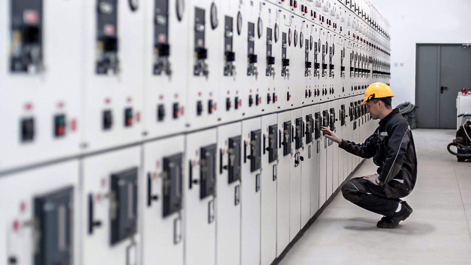 Elektrik Sistemlerinde Düzenli Bakımın Önemi